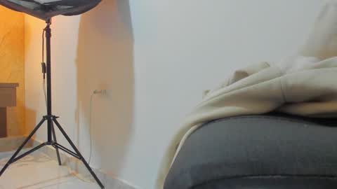 Miia online show from 03-28-26, 11:32