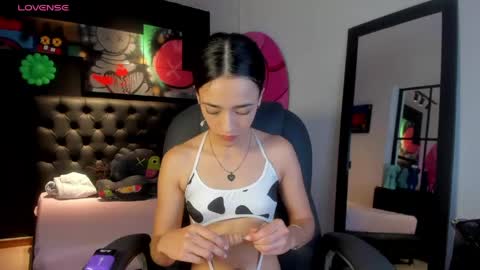 Snapshot of miia_bratz chatting on 04-21-26, 08:01 miia_bratz online show from 04-21-26, 08:01