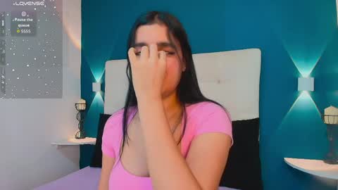 Snapshot of miiacarter_ chatting on 05-05-26, 11:40 MIA online show from 05-05-26, 11:40