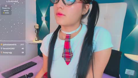 Snapshot of miiacarter_ chatting on 05-31-26, 03:26 MIA online show from 05-31-26, 03:26