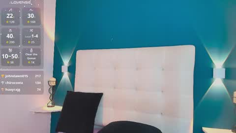 Snapshot of miiacarter_ chatting on 05-31-26, 03:30 MIA online show from 05-31-26, 03:30