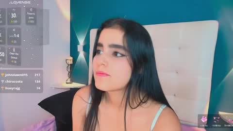 Snapshot of miiacarter_ chatting on 05-31-26, 06:09 MIA online show from 05-31-26, 06:09