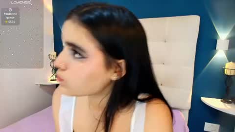 Snapshot of miiacarter_ chatting on 06-14-26, 03:19 MIA online show from 06-14-26, 03:19