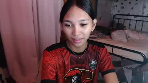 MIKA online show from 05-20-26, 04:57