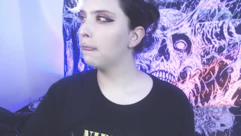 Mika online show from 04-01-26, 10:40