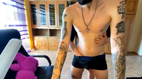 Mike and anna online show from 04-01-26, 08:15