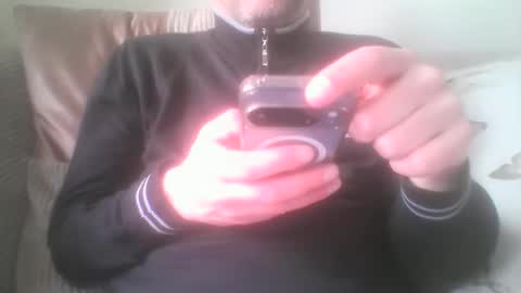 mikehockishuge9 online show from 04-14-26, 04:35