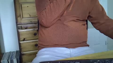 mikeybed online show from 11-10-25, 09:41