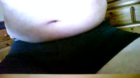 Snapshot of mikeybed chatting on 06-24-26, 09:19 mikeybed online show from 06-24-26, 09:19