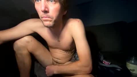Snapshot of mikeywhite123 chatting on 04-16-26, 06:03 mikeywhite123 online show from 04-16-26, 06:03