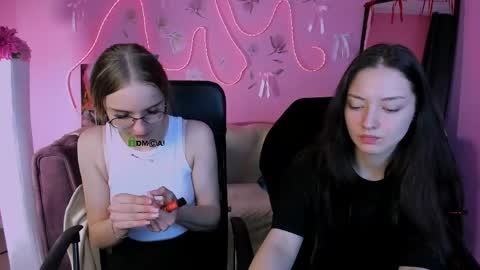 Miki online show from 04-17-26, 05:43