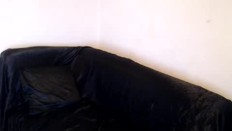 Snapshot of mikyzazo chatting on 07-16-26, 07:36 Miky Zazo online show from 07-16-26, 07:36