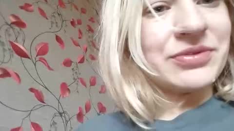 Snapshot of mila_420 chatting on 11-03-25, 06:14 Mila 420 online show from 11-03-25, 06:14