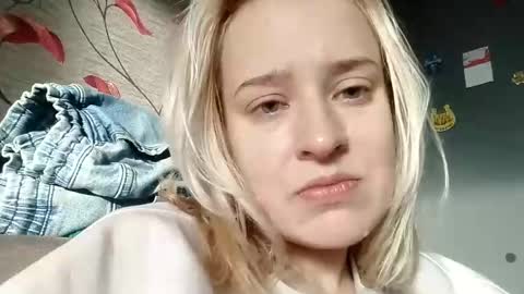 Snapshot of mila_420 chatting on 11-15-25, 09:28 Mila 420 online show from 11-15-25, 09:28