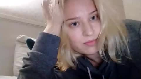 Snapshot of mila_420 chatting on 11-16-25, 03:06 Mila 420 online show from 11-16-25, 03:06