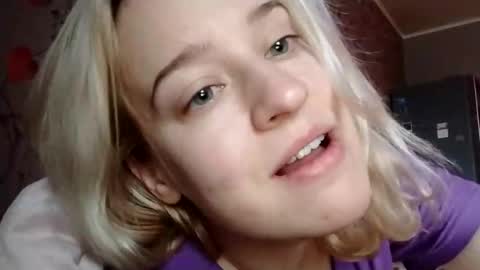 Snapshot of mila_420 chatting on 11-28-25, 09:01 Mila 420 online show from 11-28-25, 09:01