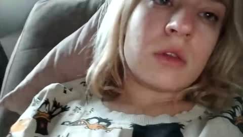 Snapshot of mila_420 chatting on 11-30-25, 10:52 Mila 420 online show from 11-30-25, 10:52