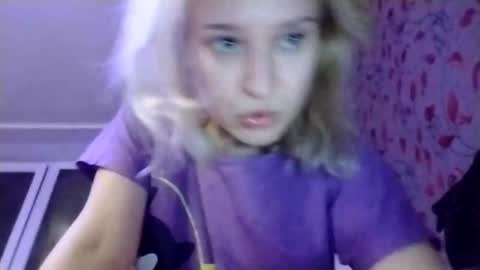 Snapshot of mila_420 chatting on 12-05-25, 07:10 Mila 420 online show from 12-05-25, 07:10