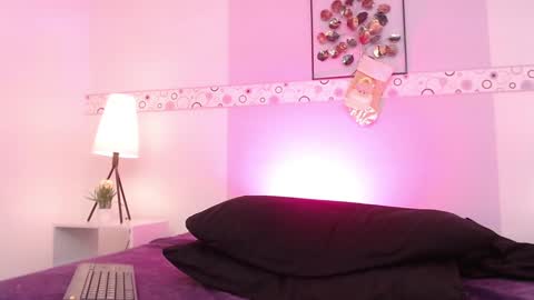 Mila  online show from 12-14-24, 11:12