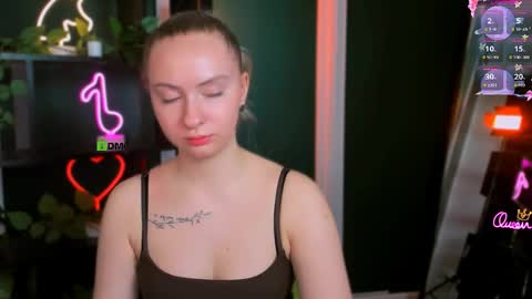 mila_glow online show from 04-05-26, 06:38