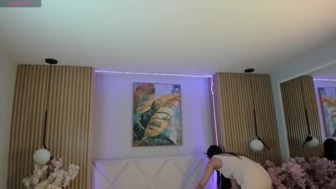 mila_hank online show from 03-17-26, 12:08