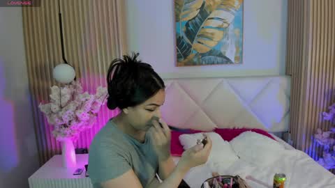 mila_hank online show from 04-03-26, 12:14