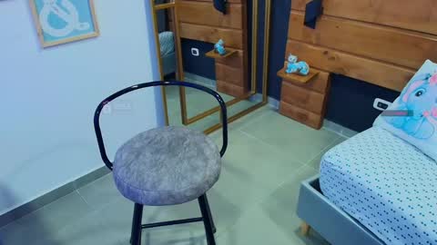 Milena  online show from 05-30-26, 11:18