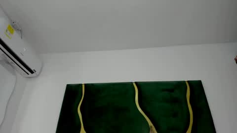 Snapshot of mila_petiteasm chatting on 06-24-26, 12:37 mila_petiteasm online show from 06-24-26, 12:37