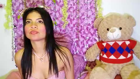 laura online show from 04-11-26, 10:08