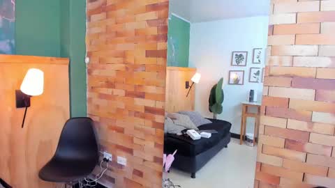 Snapshot of mila_samy chatting on 09-11-25, 12:05 Mila and samy online show from 09-11-25, 12:05