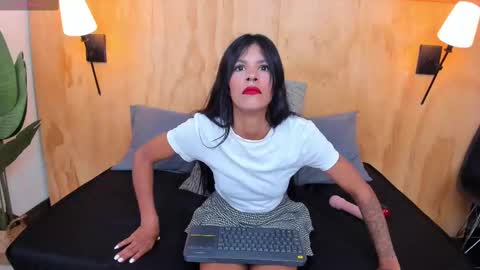 Snapshot of mila_samy chatting on 09-23-25, 12:08 Mila and samy online show from 09-23-25, 12:08