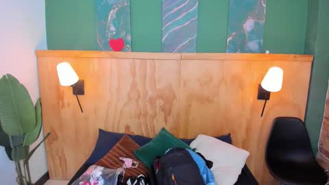 Snapshot of mila_samy chatting on 10-15-25, 12:05 Mila and samy online show from 10-15-25, 12:05