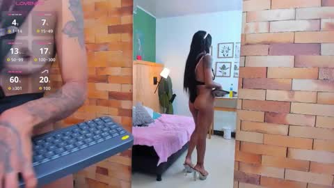 Snapshot of mila_samy chatting on 10-30-25, 01:01 Mila and samy online show from 10-30-25, 01:01