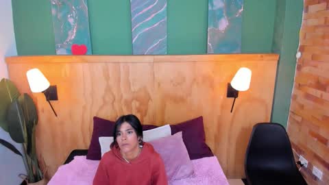 Snapshot of mila_samy chatting on 12-04-25, 12:03 Mila and samy online show from 12-04-25, 12:03