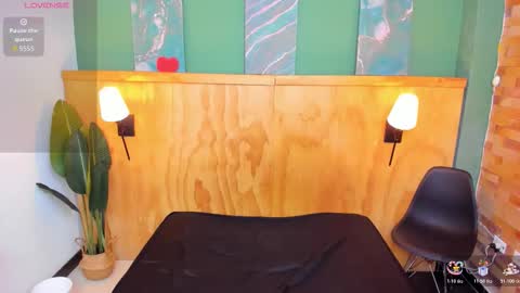 Snapshot of mila_samy chatting on 12-14-25, 11:48 Mila and samy online show from 12-14-25, 11:48