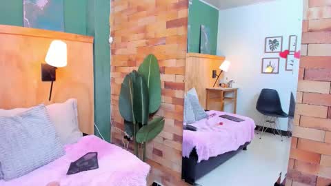 Snapshot of mila_samy chatting on 02-21-26, 12:06 Mila and samy online show from 02-21-26, 12:06