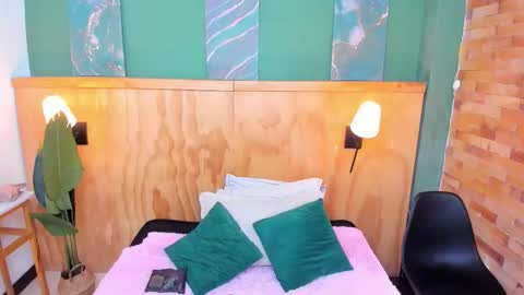 Snapshot of mila_samy chatting on 02-24-26, 12:36 Mila and samy online show from 02-24-26, 12:36