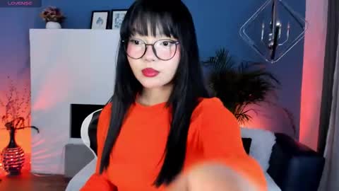 Mila online show from 03-18-26, 11:35