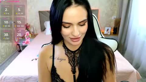 Mila online show from 06-25-26, 01:15