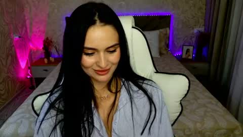 Mila online show from 07-03-26, 08:15