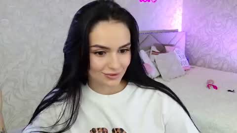 Mila online show from 07-23-26, 01:20