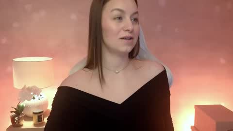 Snapshot of milafleur chatting on 05-12-26, 02:14 Mila Fleur online show from 05-12-26, 02:14