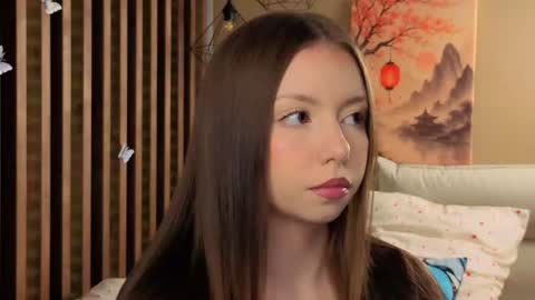 Snapshot of milaice chatting on 06-28-26, 03:07 Mila online show from 06-28-26, 03:07