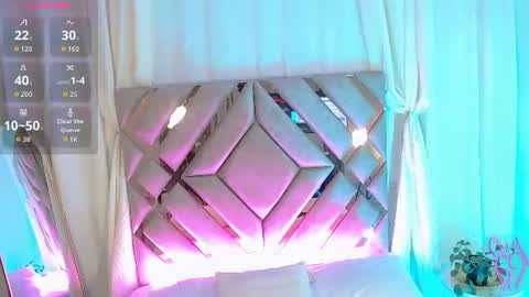 Snapshot of milamonroexx chatting on 06-23-26, 02:09 MilaMonroeXX online show from 06-23-26, 02:09