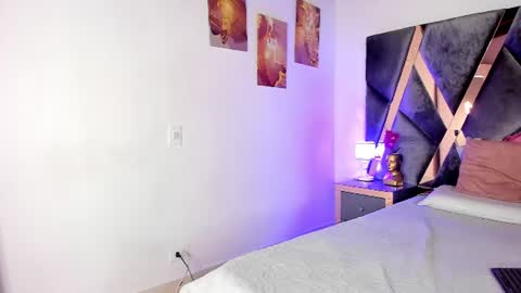 Snapshot of milan_ebony chatting on 07-03-26, 12:11 Milan online show from 07-03-26, 12:11