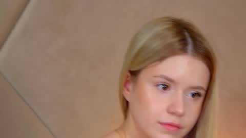 MilanaBalmain online show from 02-03-26, 06:22