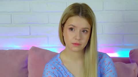 MilanaBalmain online show from 03-16-26, 04:29