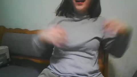 Snapshot of milanako chatting on 02-18-25, 02:38 milanako online show from 02-18-25, 02:38