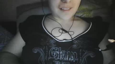 Snapshot of milanako chatting on 02-27-25, 04:10 milanako online show from 02-27-25, 04:10