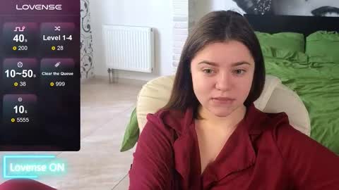 Snapshot of milania_hot_foxy chatting on 02-06-26, 10:40 Mila online show from 02-06-26, 10:40